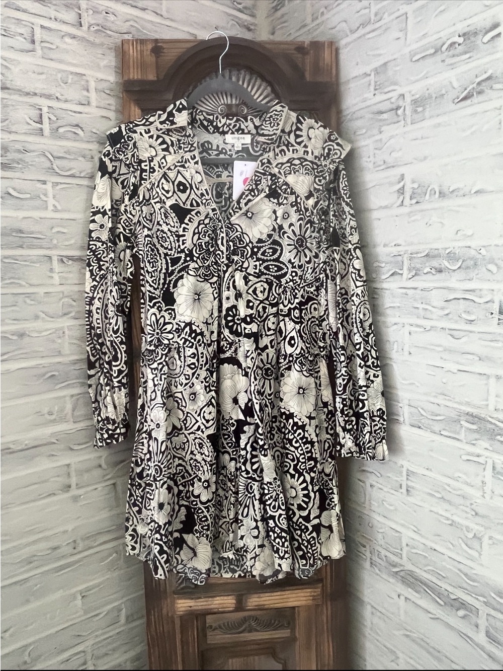 Umgee Black and White Floral Paisley Tunic Dress